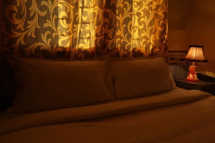 Chikkajala: Ample Inn