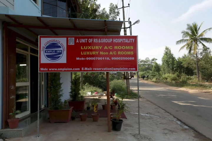 Chikkajala: Ample Inn