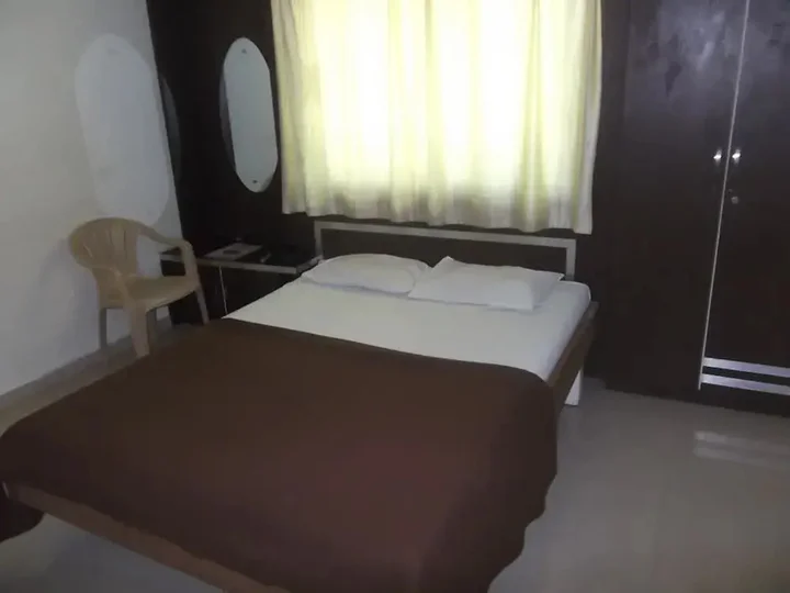 Ранжангаон: Hotel Rajyog
