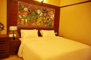 Гуруваюр: Srivar Hotels
