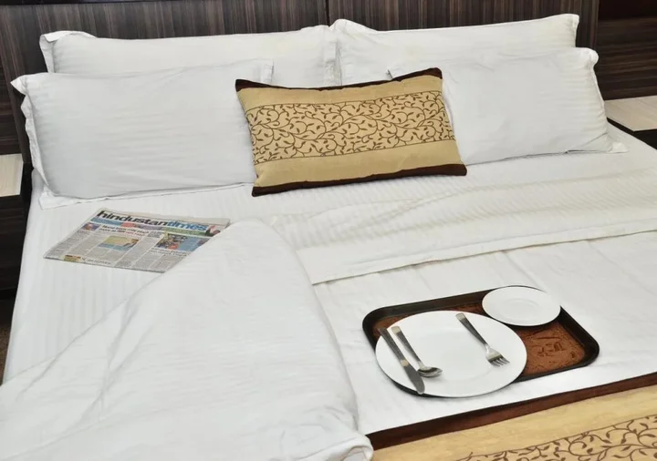 Ханзи: The Esse Hotel