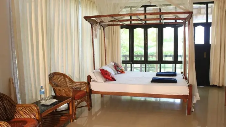 Чирайнкижу: True Blue Beach Resort