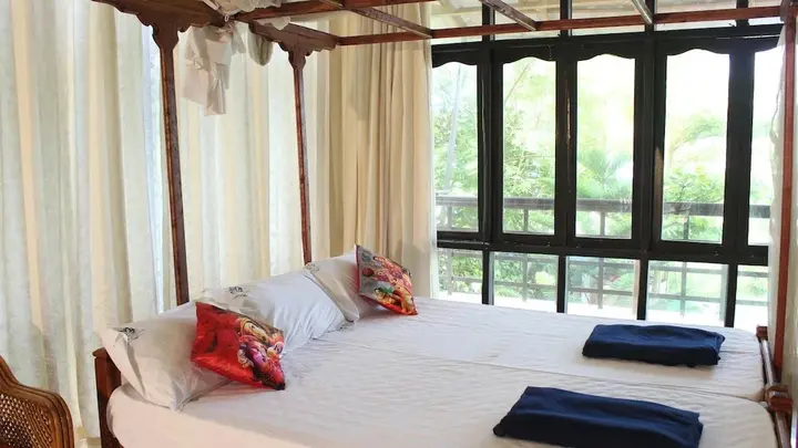 Чирайнкижу: True Blue Beach Resort
