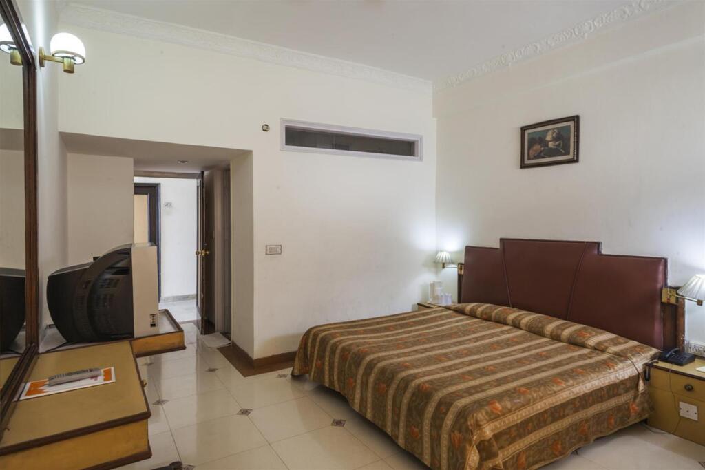 Катра: Hotel Asia Shripati