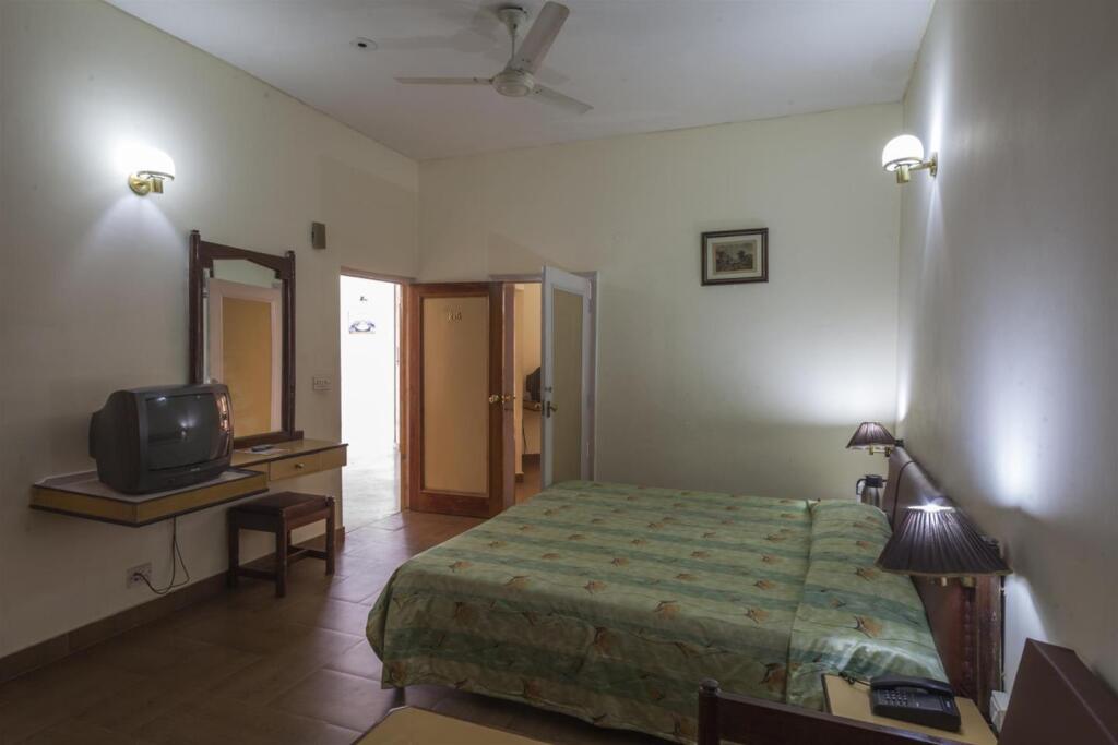 Катра: Hotel Asia Shripati