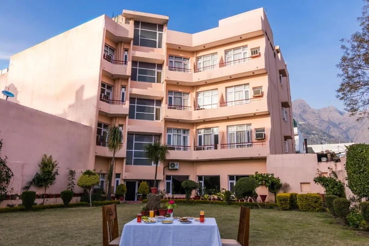 Катра: Hotel Asia Shripati