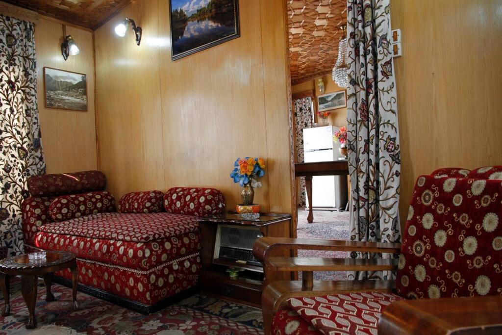 Holiday Inn Group of Houseboat — фото 2