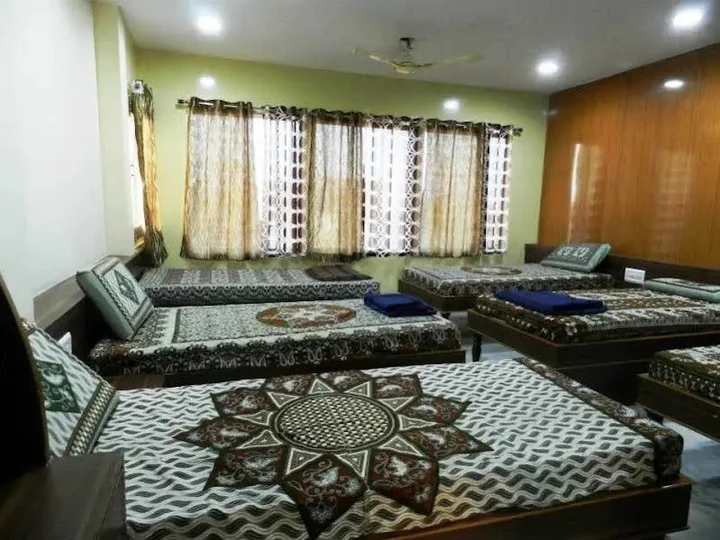 Джодхпур: OYO 19450 The Kamdhenu Inn