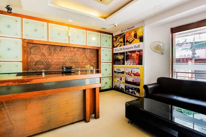 Хидерабад: Hotel SG Comforts