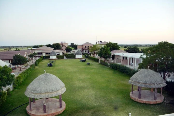 Фалоди: Kurja Resort