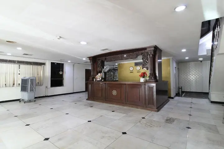 Секундерабад: Capital O 1780 Hotel Belsons Taj Mahal