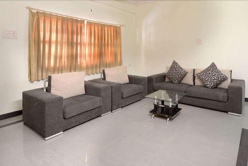 Хидерабад: Alpine Glow Sunrise (Serviced Apartments)
