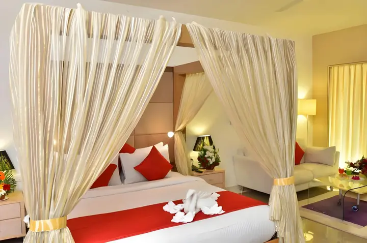 Раджкот: Seasons Hotel