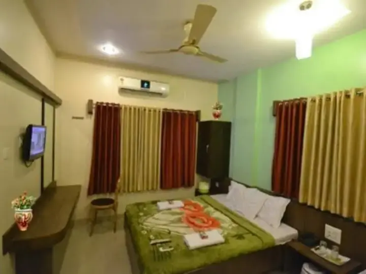 Ширди: Hotel Sai Palkhi