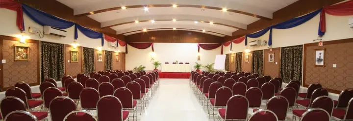 Хандала: Mohili Meadows Resort