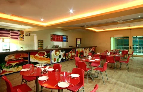 Хандала: Mohili Meadows Resort