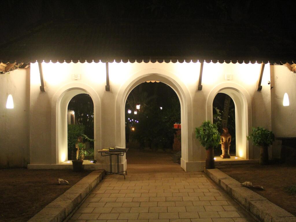 Коччи: Fort House