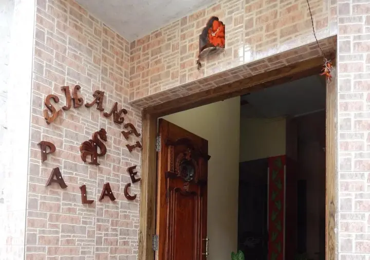 Варанаси: Hotel Shanti Palace