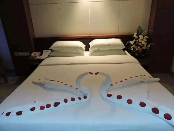Тирупати: Hotel PLR Grand