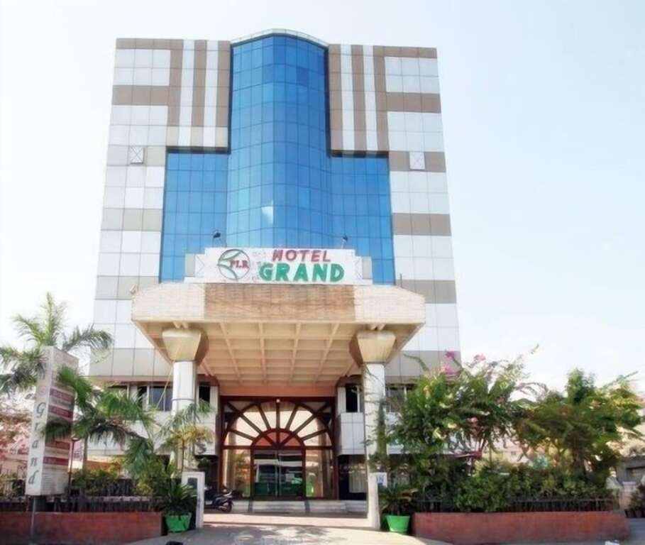 Тирупати: Hotel PLR Grand