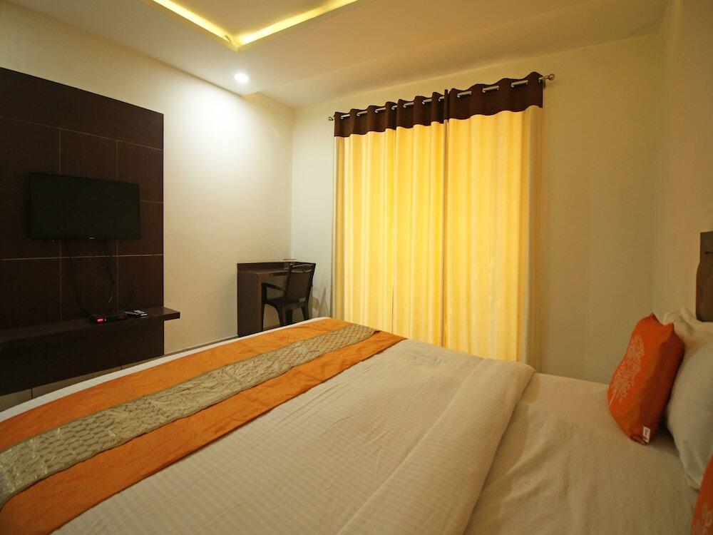Агра: OYO 8095 Hotel Taj Castle