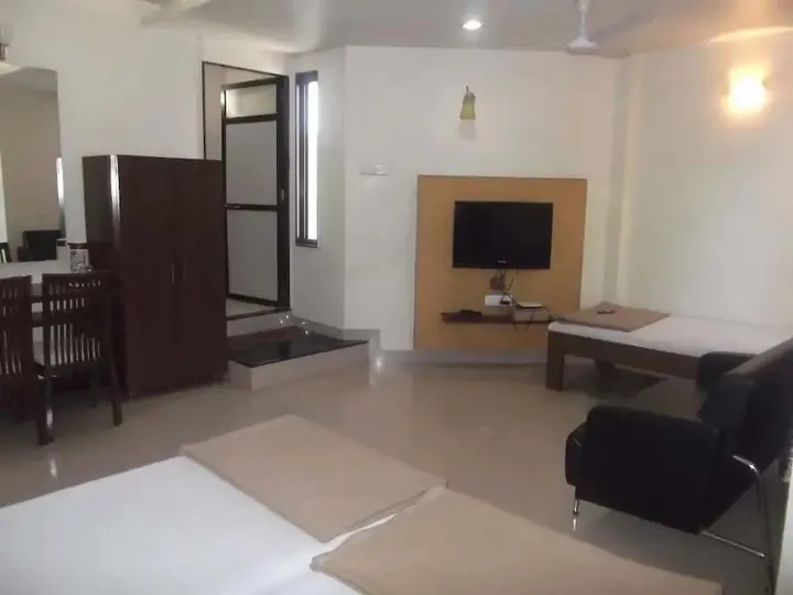 Нашик: Hotel Rajshree Lodging