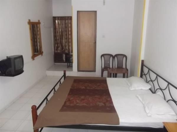 Нашик: Hotel Sai Basera