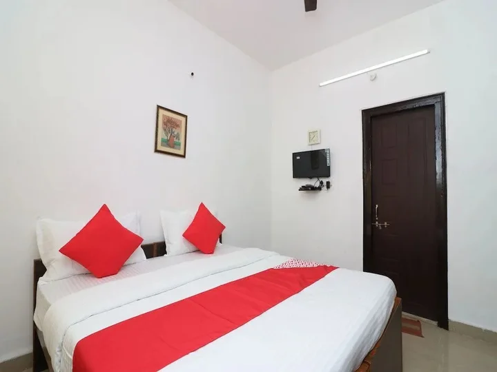 Бхопал: The Krishnayan - Service Apartment
