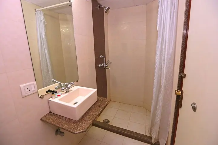 Мумбаи: Hotel Shantiidoot