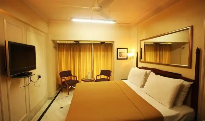 Royal Park Hotel — фото 2