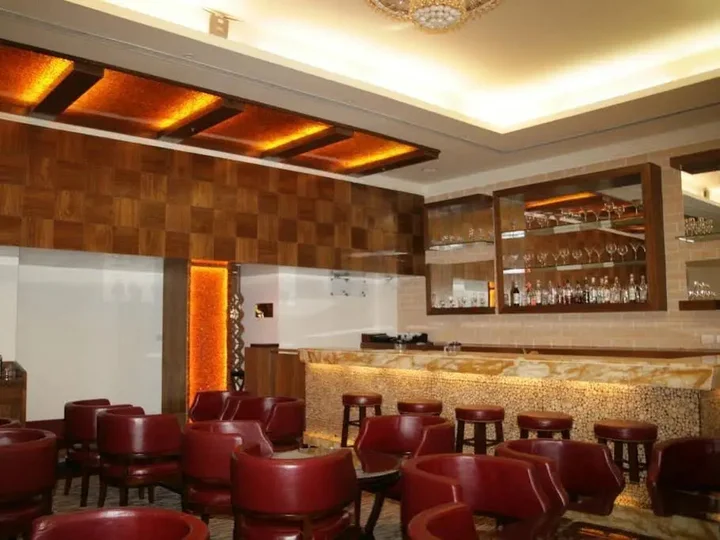Фаридабад: Hotel Saffron Kiran