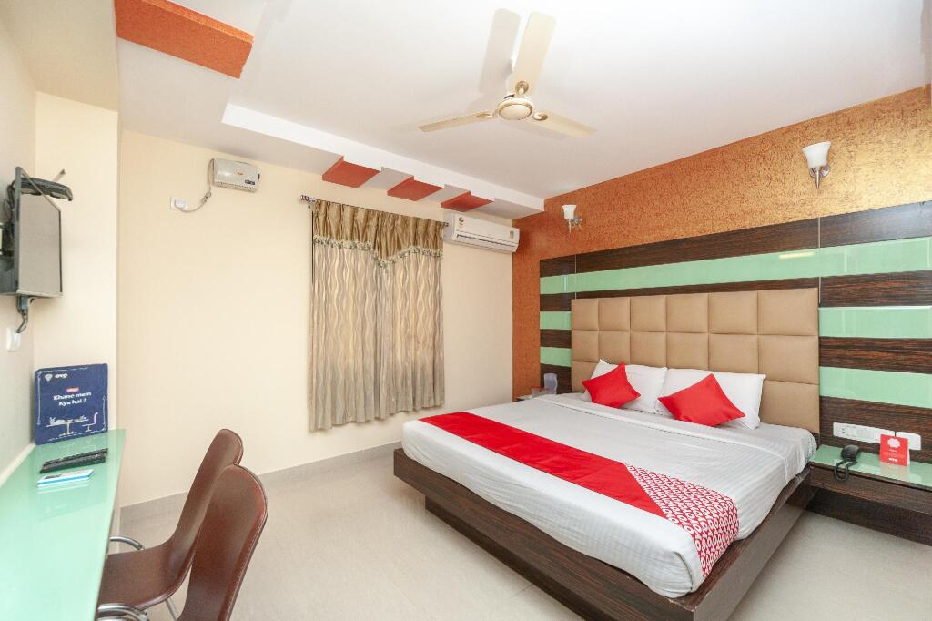 Тирупати: Hotel 7 Hills Inn