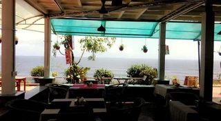 Варкала: Hill View Beach Resort