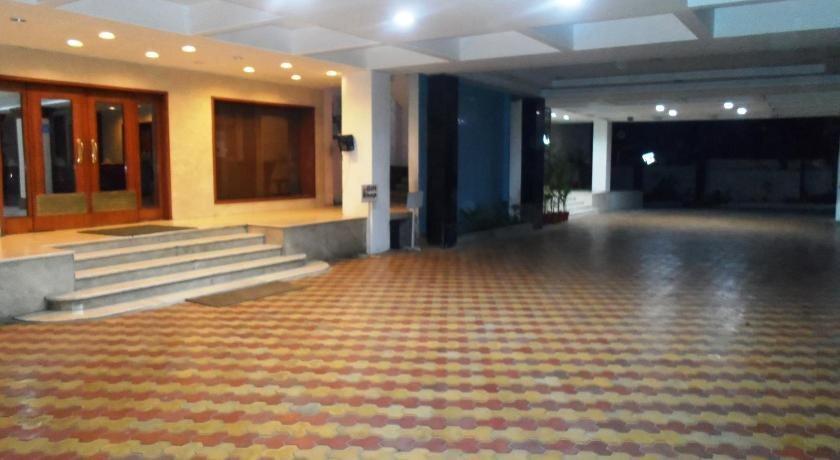 Тирупати: Hotel Bhimas Paradise