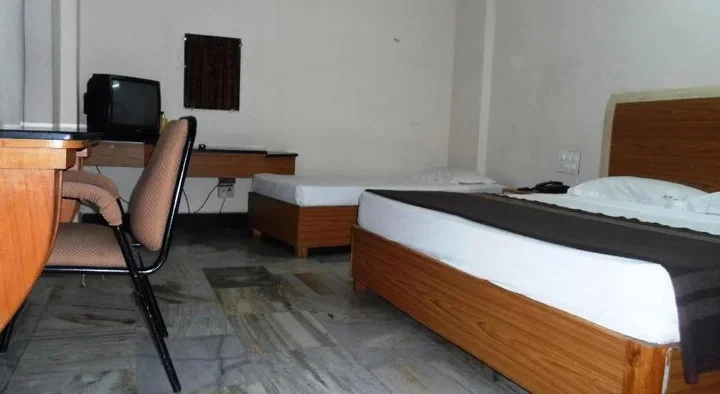 Тирупати: Hotel Bhimas Paradise