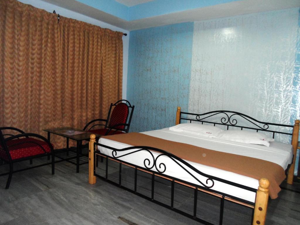 Тирупати: Hotel Bhimas Paradise