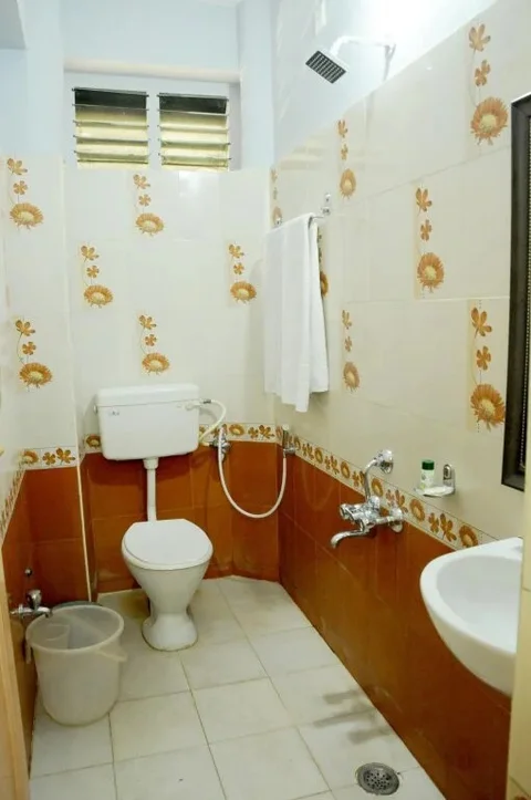 Тирупати: PVR Residency