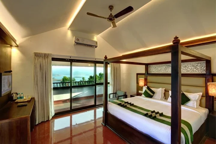 Велламундра: Contour Island Resort & Spa