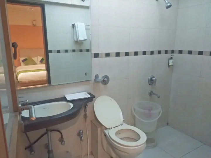 Пуна: Hotel Basera