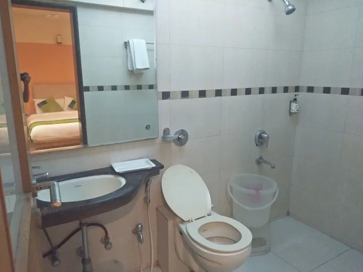 Пуна: Hotel Basera