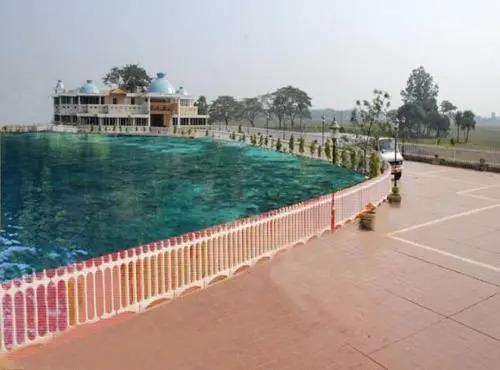 Сарей: Toshali Ratnagiri Resort