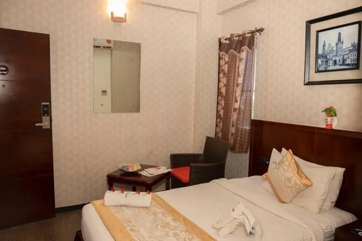 Соманур: Vits By Spree Hotels Le Pebble
