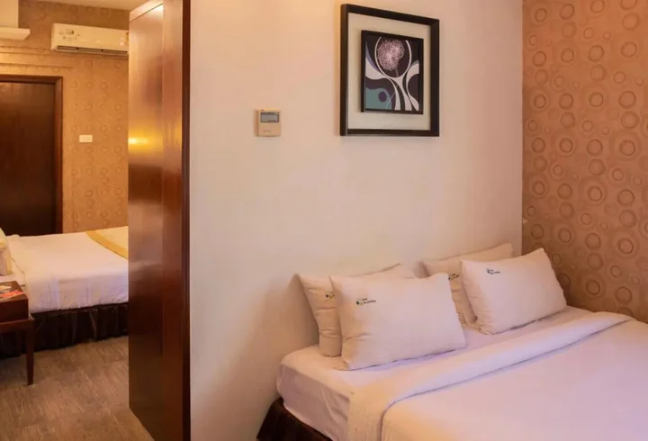 Соманур: Vits By Spree Hotels Le Pebble