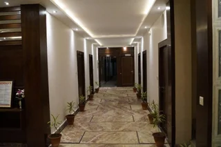 Агра: Optimum Tara Palace
