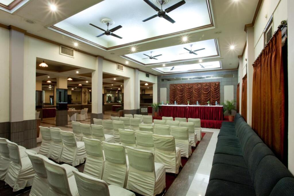 Кота: Hotel Surya Royal