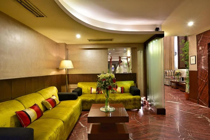 Кота: Hotel Surya Plaza