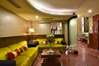 Кота: Hotel Surya Plaza