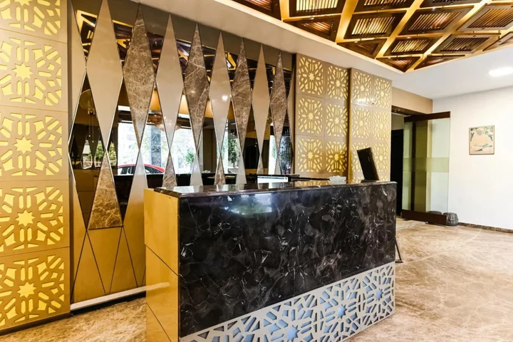 Кота: Hotel Surpin Palace