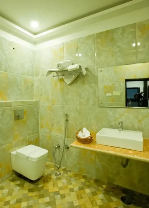 Кота: Hotel Surpin Palace