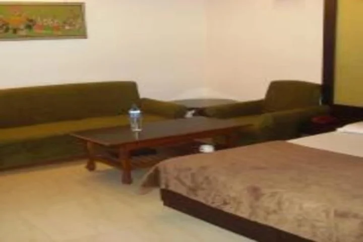 Кота: Hotel Surpin Palace